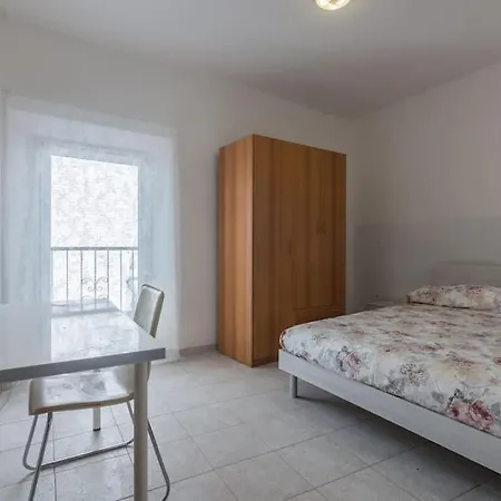 Apartment Delizioso Trilocale Centro *