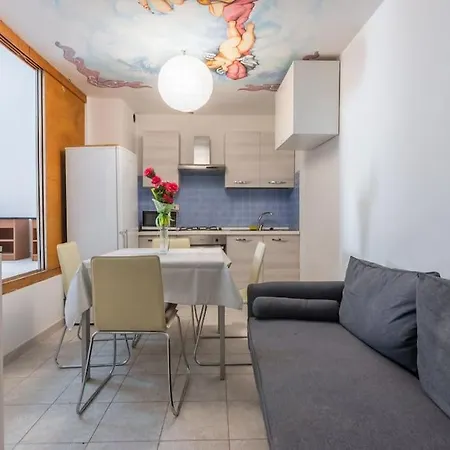 Apartment Delizioso Trilocale Centro *